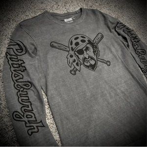 Pittsburg Pirates Tee